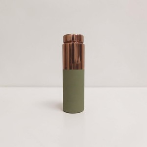 Elegante botella de cobre de doble color de Indian Exports International. (Cobre puro certificado) - Product Image 1