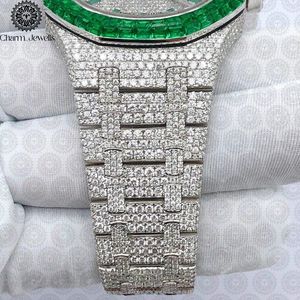Reloj de Lujo para Hombre Charm_Jewells, Acero Inoxidable, Esfera de 40 mm, Correa de 20 mm, Bisel con Diamantes, Cierre Oculto con Botón, Movimiento Mecánico - Product Image 4