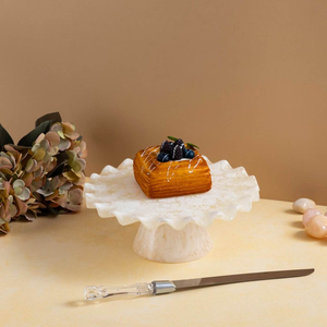 Support à gâteau décoratif en résine époxy antiadhésive, fait main, personnalisable, de qualité alimentaire, avec bord festonné, pièce d'art décorative, articles ménagers - Product Image 6