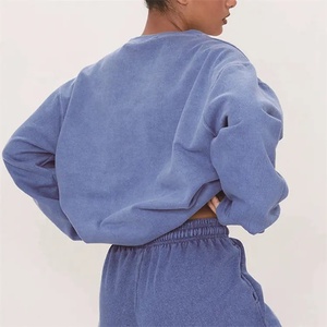 Conjunto Deportivo Premium para Mujer, con Logotipo Personalizado, Sudadera Lisa y Pantalones Holgados - Product Image 3