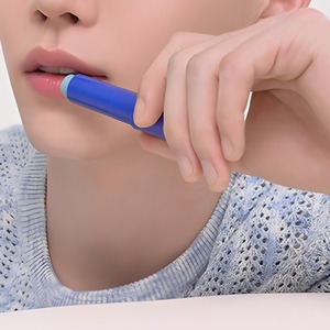 Baume à lèvres en tube coréen K-Beauty Gripvi Cherry Red, fabriqué en Corée, produits cosmétiques et maquillage en gros - Product Image 3