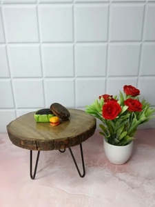 Support à gâteau rond en bois fait main, passe au lave-vaisselle, présentoir de luxe pour desserts d'anniversaire, décoration intérieure - Product Image 3