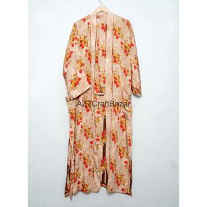 Kimono de Seda Floral de Lujo Hecho a Mano para Mujer, Estilo Vintage Hindú, Largo, Suave, Transpirable, de Secado Rápido, con Cordón Ajustable - Product Image 4