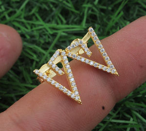 Pendientes de Lujo con Forma de Triángulo y Detalles de Circonita Cúbica, Plateados, Minimalistas, Geométricos, con Piedras Preciosas, para Mujer, Boda, Venta al por Mayor - Product Image 2