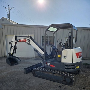 Miniexcavadora Bobcat E32 de la Mejor Calidad, Color Verde Azulado, con Cucharón Hidráulico, Motor, Caja de Cambios y Orugas, 2700 kg, Probada y Certificada - Product Image 2