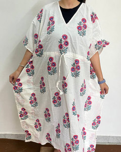 Elegante Vestido Largo Kaftan de Algodón Estampado para Vacaciones en la Playa, Ropa de Resort y Salidas Informales - Product Image 4