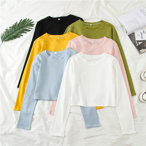 เสื้อยืดครอปแขนยาวผ้าฝ้ายสำหรับผู้หญิงแบบเรียบๆ สั่งทำขายส่งได้ - Product Image 5