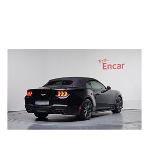 Ford Mustang 2.3 EcoBoost Premium Convertible 2024, 9,584 km, Caja de Cambios Automática, Cámara Trasera, Asientos de Cuero, Volante a la Izquierda - Product Image 2