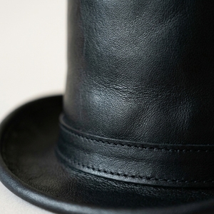 Chapeaux Bob en Cuir Pleine Fleur Véritable Personnalisables avec Logo OEM pour Hommes et Femmes, Style Vintage Steampunk, Vente en Gros - Product Image 6