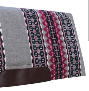 Vardhman Premium Nueva Zelanda Parche de cuero de fieltro de lana gris Venta caliente Diseño de almohadilla de sillín occidental para forro polar de equitación - Product Image 3