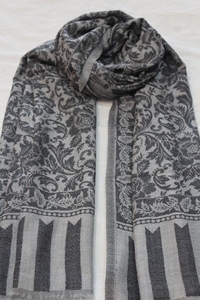 Women Wool Shawl Winter Cutwork Floral Scarf 70x200 cm Gray Black Stole for Daily Wear - Product Image 3