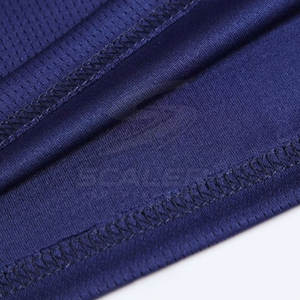 Uniforme de basket-ball de qualité supérieure fabriqué en tissu doux et respirant offrant un confort et une flexibilité maximum - Product Image 6