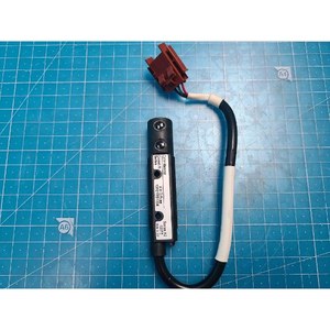 Sensor Fotoeléctrico de Ángulo Recto CUTLER-HAMMER 1310rs1334, Usado, Piezas de Equipos Semiconductores Legacy - Product Image 5