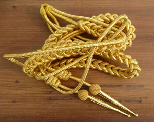 Aiguillette Hecha con Oro o con Accesorios Personalizados para Hombro, Aiguillette para Uniformes, Aiguillette Más Vendida, Tamaño OEM - Product Image 3