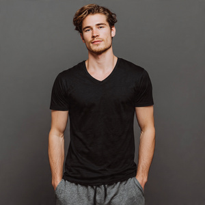 T-shirt à manches courtes et col en V pour homme, 100% polyester coton, t-shirts d'été pour homme, vente en gros, t-shirts légers pour homme - Product Image 4