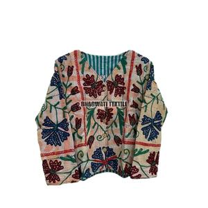 Abrigo de invierno de algodón Unisex hecho a mano, chaqueta de fiesta con borde crudo de punto transpirable, Suzani, bordado a mano, tejido para mujer - Product Image 1