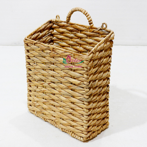 Porte-revues élégant en rotin naturel d'Artex Dong Thap Factory Organisateur fait main pour hôtels et usage domestique - Product Image 2