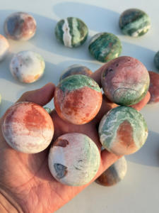 Piedra de Jaspe Unicornio en Forma de Galleta, Cristal Natural Curativo, Gema Pulida, Venta al por Mayor - Product Image 4