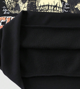 Sweat à capuche tendance en molleton français premium, motif tête de mort vintage, coupe décontractée, collection streetwear de luxe - Product Image 4