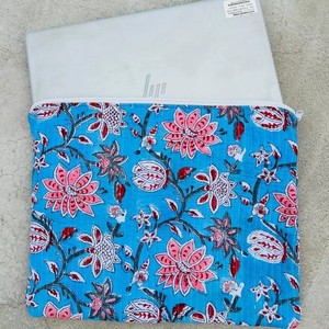 Floral Pattern <b>Laptop</b> Sleeve Blue Pink Red Textile Protective Cover for <b>Laptops</b> Casual Style Zipper Closure - Product Image 5