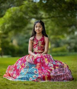 ชุดสาหรี่กะมีซสีแดงพิมพ์ลายแบบดั้งเดิมของ NiMa Creations สำหรับเด็กผู้หญิง ความยาวระดับเข่า ผ้าไหมแห้งเร็ว เหมาะสำหรับงานแต่งงาน สไตล์อินเดีย-ปากีสถาน แบบปกติ - Product Image 2