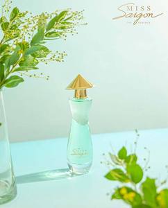 Spray de parfum féminin moderne de haute qualité, longue durée, parfum frais, pour usage quotidien au Vietnam, Miss Saigon Essence Aurora Green 50ml - Product Image 5