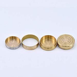 Truco de Magia: Monedas que Desaparecen en un Tambor de Metal con Guía de Instrucciones - Product Image 2