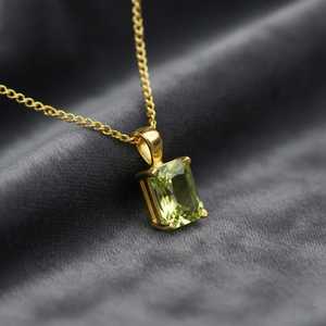Colgante de Citrino Verde Natural, Plata de Ley 925, Chapado en Oro de 14K, Delicado, Piedra de Nacimiento, Joyería con Gema Amarilla Verde - Product Image 1