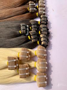 Venta al por mayor a mano invisible sin costuras cutícula alineada cinta inyectada estilo rizado italiano vietnamita extensiones de cabello humano - Product Image 6