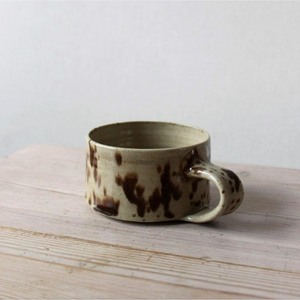 Mug en céramique fait main de qualité assurée avec motif marron moucheté, design Wabi-Sabi, résistant à la chaleur, pour usage domestique - Product Image 6