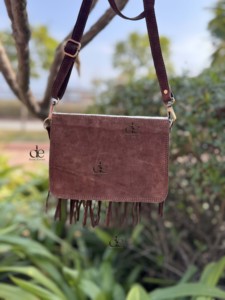 Sac bandoulière en cuir de vachette à franges, élégant et polyvalent, nouveau sac bandoulière multi-usages pour femme, design de créateur - Product Image 5