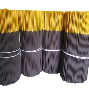 Bâtonnets d'encens Agarbatti bruts Masala noirs à manche jaune de 3 à 6mm de diamètre personnalisés Décoration intérieure en bois pour usage religieux Coriandre - Product Image 2