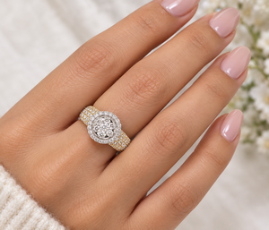 Bague de fiançailles et de mariage pour femme en or 10K bicolore, sertie d'un halo de diamants certifiés IGI, taille ronde 1,70 carat, cadeau - Product Image 1