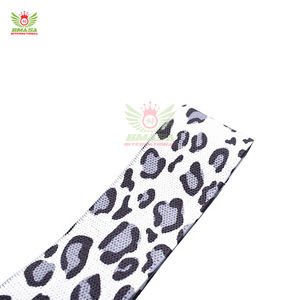 ชุดยางยืดออกกำลังกายสำหรับบริหารสะโพกผู้หญิง แบบวงกลม กว้าง กันลื่น สำหรับออกกำลังกายกล้ามเนื้อก้น ทำจากโพลีเอสเตอร์คุณภาพสูง - Product Image 3