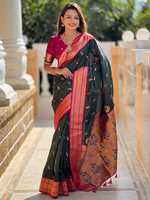 Sari en soie de mûrier douce d'exportateur indien avec bordure artistique, tenue traditionnelle pour festivals et mariages, disponible à la vente