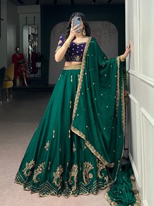 Lehenga Choli Morado Suave Más Vendido - Ropa Lista para Usar para Bodas y Eventos para Niñas y Mujeres - Product Image 1