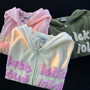 เสื้อฮู้ดดี้บุผ้าฝ้ายผสมโพลีเอสเตอร์พิมพ์ลายด้านหน้าแบบกำหนดเองสำหรับผู้ชาย กันลม มีซับใน สีพื้น - Product Image 4