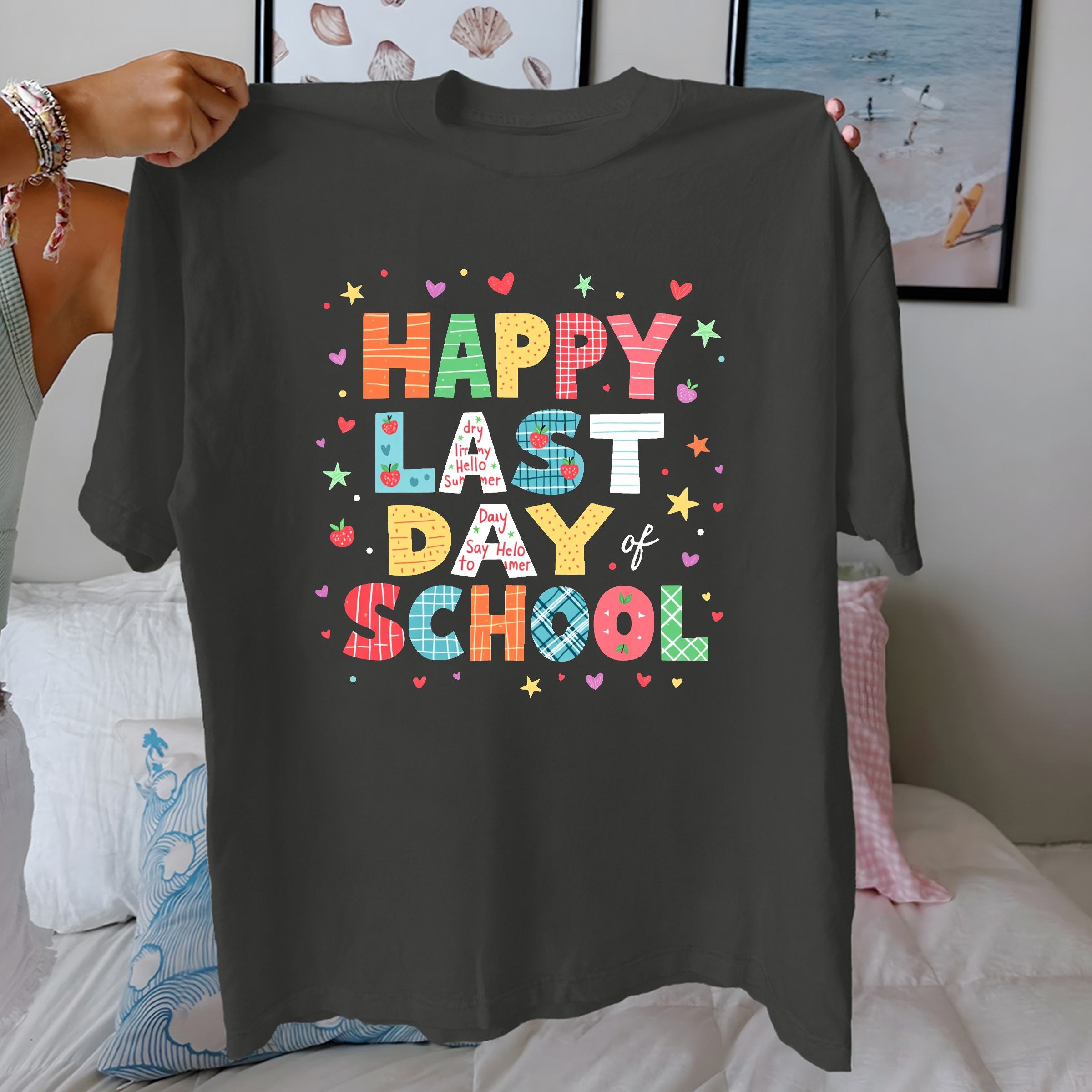 สีเทาเข้ม