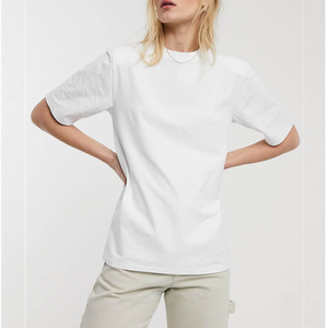 Camiseta Personalizada al Mejor Precio, Camiseta de Mujer con Bordado Personalizado, Camiseta con Hombros Caídos - Product Image 1