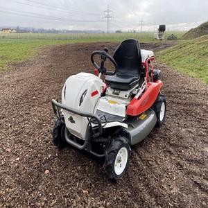 Cortacésped de asiento Rabbit Mower RM952, desbrozadora profesional con plataforma ancha para el cuidado de terrenos agrícolas, fincas y terrenos difíciles. - Product Image 4