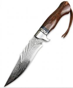 Herramienta multiusos de acero damasco con patrón de ondas hecha a mano, con punta de cuchillo y mango de madera de nogal. - Product Image 5