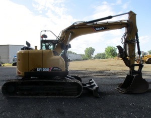 Excavatrice hydraulique SY155U bien entretenue disponible à l'exportation - Product Image 2