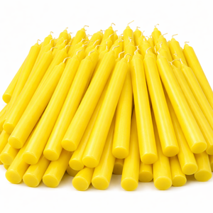 Velas de Parafina Rectas Naranjas de 4 Pulgadas Hechas a Mano - Ecológicas y sin Humo para Pascua, Navidad y Decoración Religiosa - Product Image 1