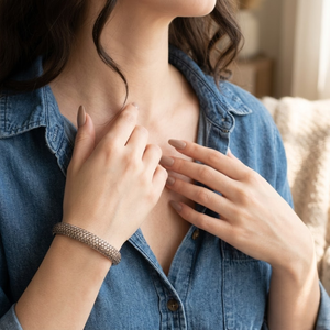 เครื่องประดับอัญมณีน่าเชื่อถือคุณภาพสูง18K สีทองขาวดำโรเดียมเพชรแท้สร้อยข้อมือกลมสำหรับเป็นของขวัญสำหรับผู้หญิง - Product Image 3