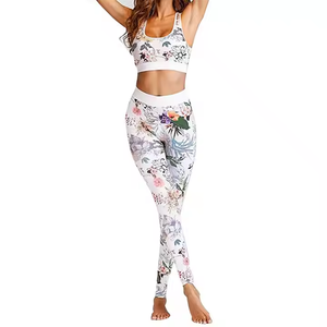 Ensemble de yoga compressif pour femmes, durable, 2 pièces, léger, 100% polyester, antibactérien, confortable, tendance, qualité supérieure - Product Image 2
