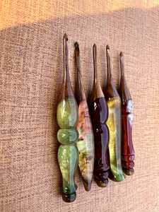 Belladec High Performance Durable Eco-Friendly Resin <b>Crochet</b> <b>Hook</b> Wooden Handle Designed for Easy Yarn Glide Smooth Stitching - Product Image 3