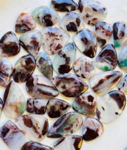 Cabujones de Aquaprase 100% Naturales Grado AAA, Pulidos a Mano, Gemas Sueltas Semipreciosas al por Mayor, ASHU GEMS Rajasthan - Product Image 3