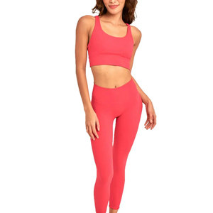 Conjunto de yoga deportivo para mujer, sin costuras, de alta calidad, transpirable, diseño personalizado. - Product Image 1