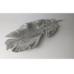 Assiette de service en forme de feuille pour plats froids, sushis, sashimi, steak, pâtes, desserts, salades, fruits - Product Image 6