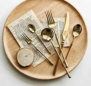 Juego de Servidores de Ensalada de Acero Inoxidable Ecológico con Acabado Dorado, Diseño Estándar, con Cuchara para Servir, Productos Personalizados, Aptos para Lavavajillas - Product Image 1